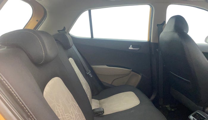 2014 Hyundai Grand i10 ASTA AT 1.2 KAPPA VTVT, Petrol, Automatic, 48,032 km, Right Side Rear Door Cabin