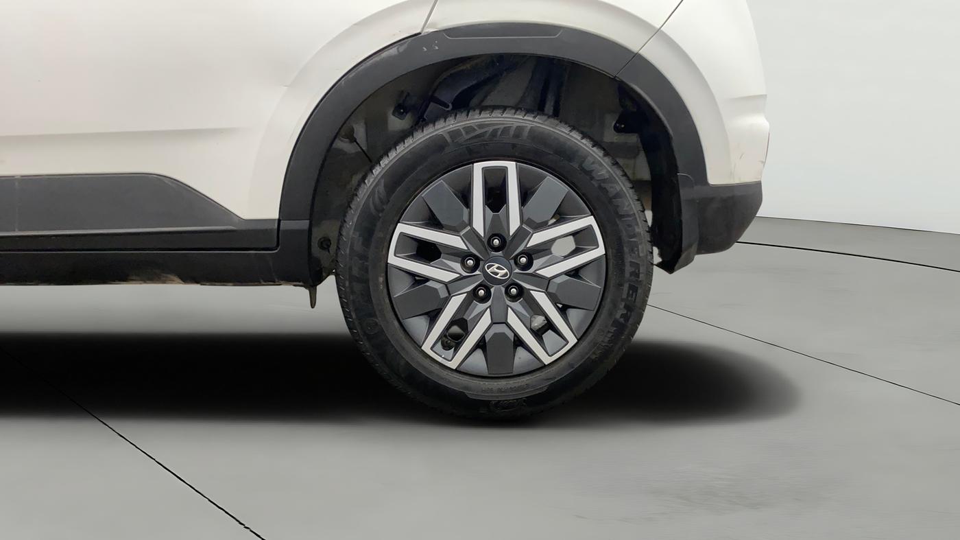 2022 Hyundai VENUE SX 1.5 CRDI, Diesel, Manual, 47,327 km, Left Rear Wheel