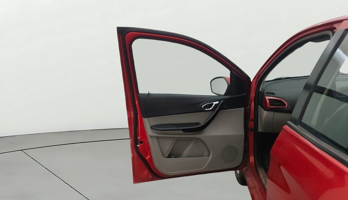 2017 Tata Tiago XZ PETROL, Petrol, Manual, 90,697 km, LHS Front Door
