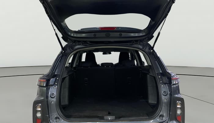 2024 Maruti Grand Vitara SIGMA SMART HYBRID, Petrol, Manual, 17,444 km, Boot Open Zoomed View