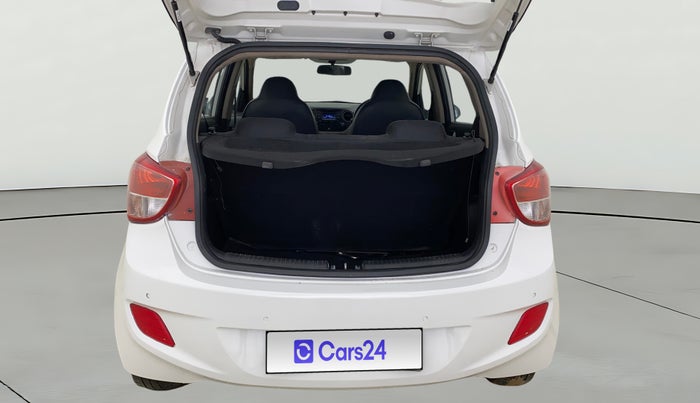 2015 Hyundai Grand i10 SPORTZ 1.2 KAPPA VTVT, Petrol, Manual, 53,268 km, Boot Open Zoomed View