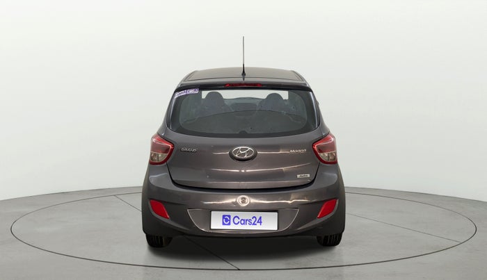 2016 Hyundai Grand i10 MAGNA AT 1.2 KAPPA VTVT, CNG, Automatic, 74,819 km, Back/Rear