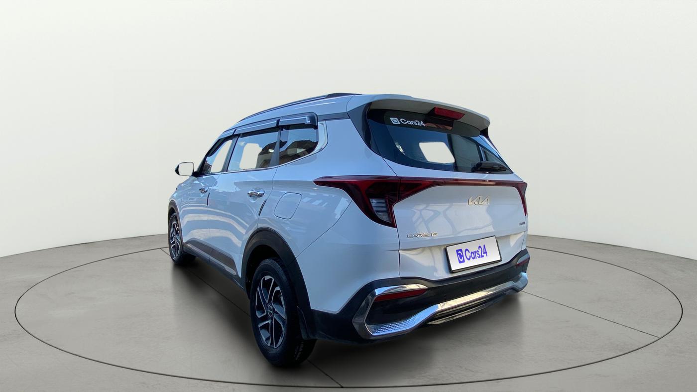 2022 KIA CARENS LUXURY PLUS 1.5 DIESEL AT 6 STR, Diesel, Automatic, 1,18,415 km, Left Back Diagonal