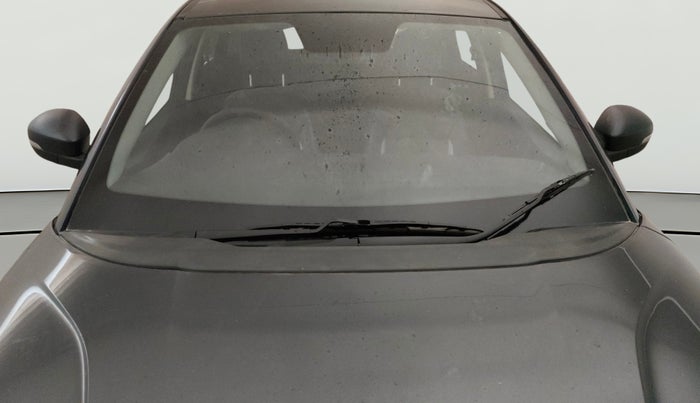 2018 Tata NEXON XM PETROL, Petrol, Manual, 1,05,844 km, Front Windshield