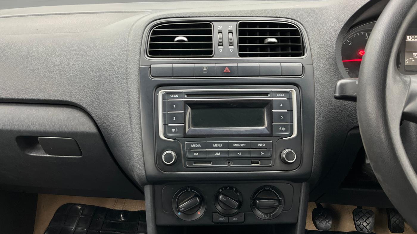 2014 Volkswagen Polo COMFORTLINE 1.5L, Diesel, Manual, 86,266 km, Air Conditioner