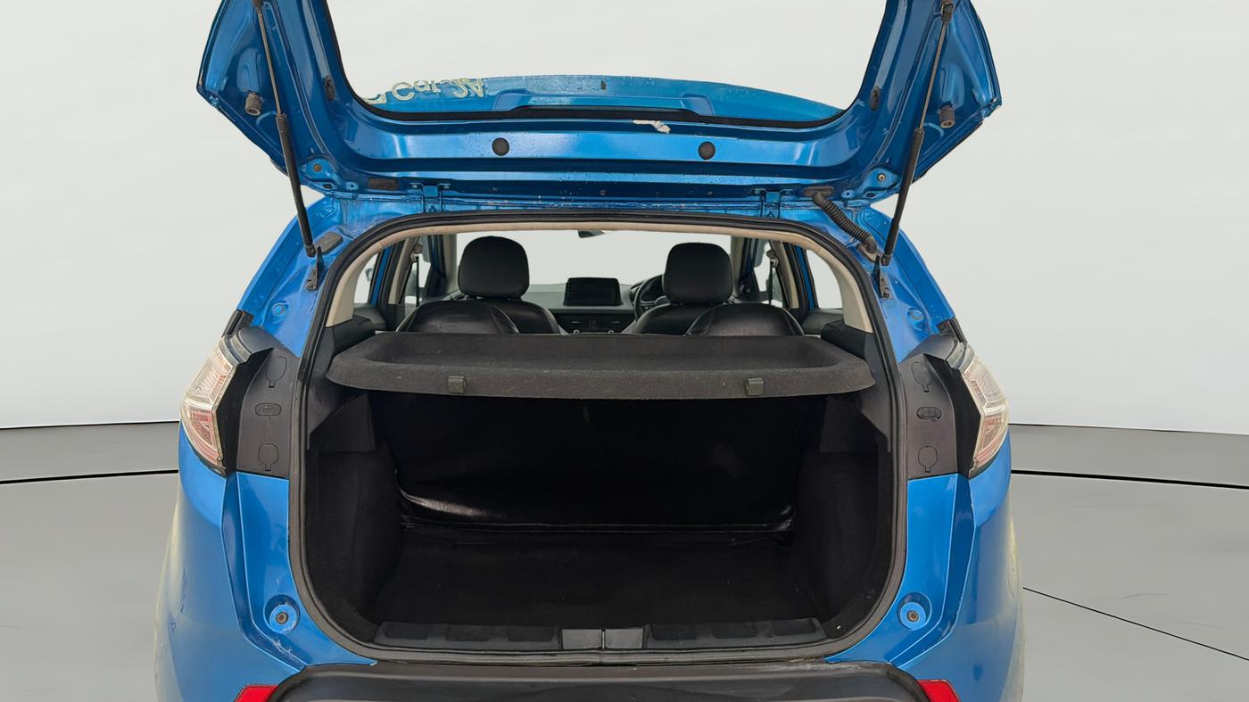 2018 Tata NEXON XM PETROL, Petrol, Manual, 43,767 km, Boot Open Zoomed View