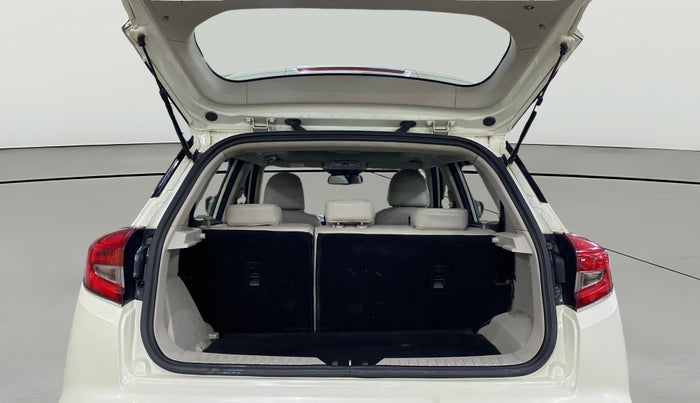 2022 Mahindra XUV300 W8 (O) 1.2 PETROL, Petrol, Manual, 73,373 km, Boot Open Zoomed View