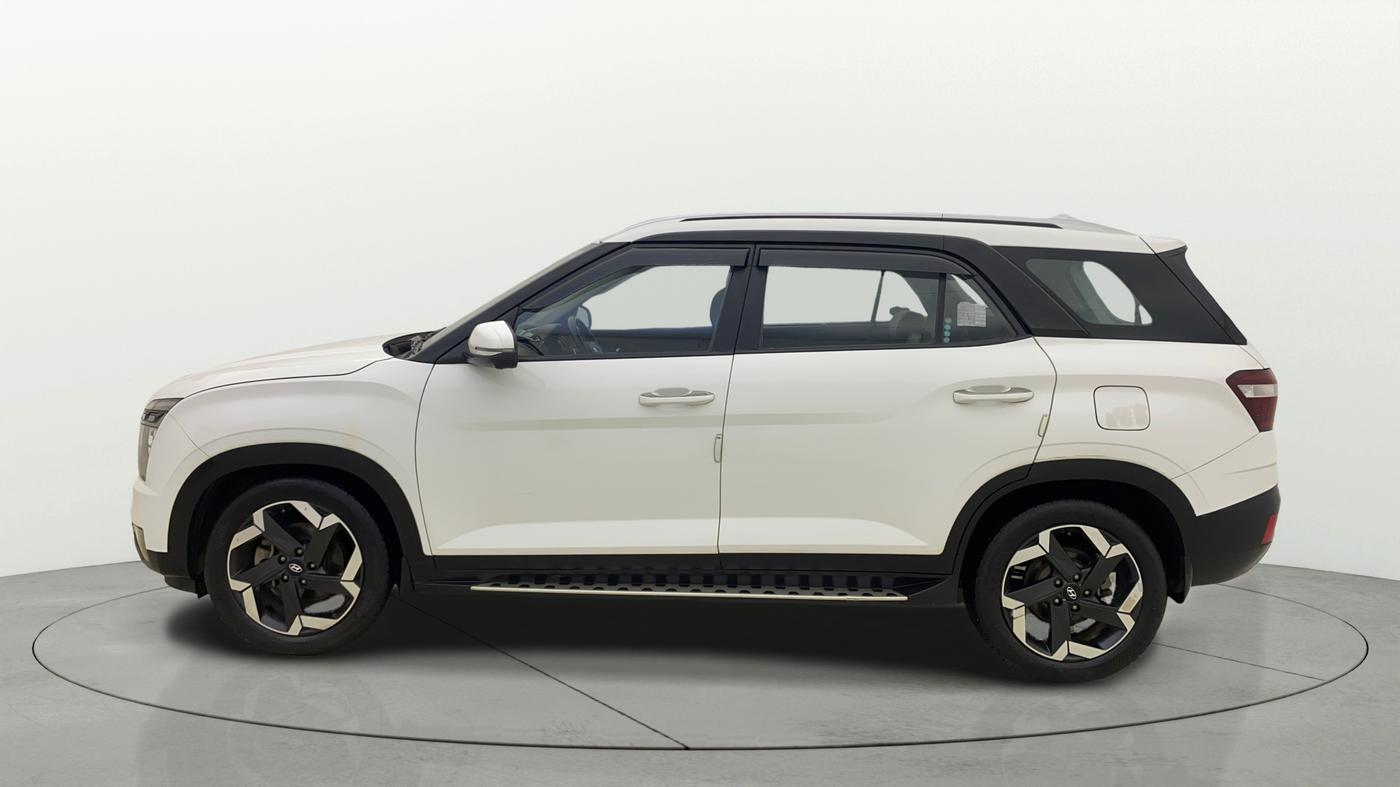 2022 Hyundai ALCAZAR PLATINUM(O) 7STR 1.5 AT, Diesel, Automatic, 55,324 km, Left Side