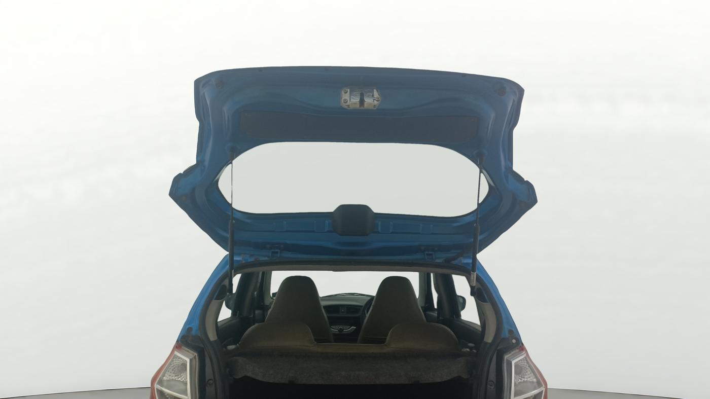 2016 Maruti Alto K10 VXI, Petrol, Manual, 43,407 km, Boot Door Open