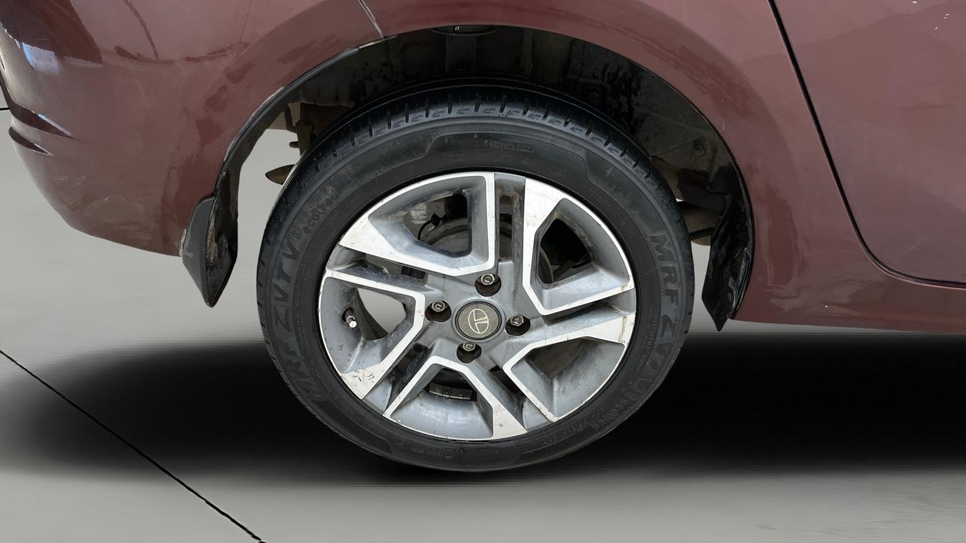 2023 Tata TIGOR XZA PLUS PETROL, Petrol, Automatic, 21,284 km, Right Rear Wheel