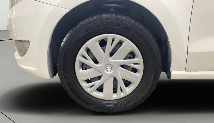 2012 Skoda Rapid AMBITION 1.6 TDI CR MT PLUS, Diesel, Manual, 1,10,617 km, Left Front Wheel