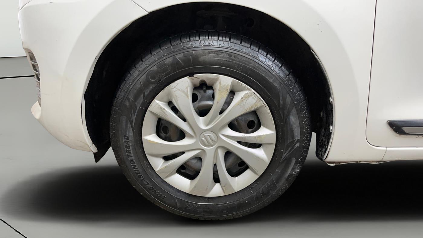 2020 Maruti Swift VXI, Petrol, Manual, 77,167 km, Left Front Wheel