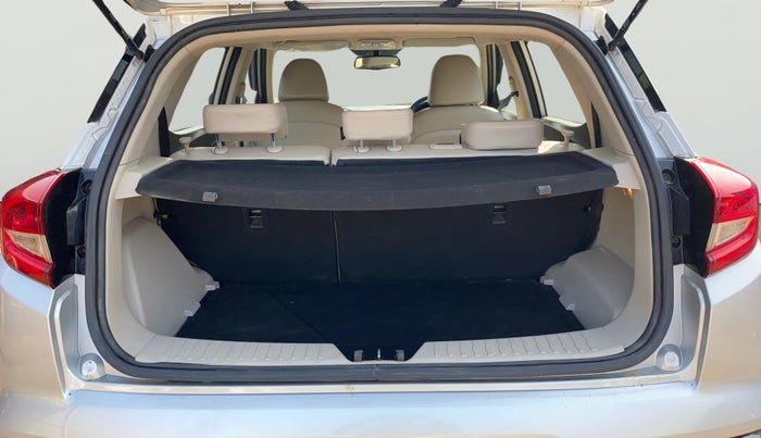 2019 Mahindra XUV300 W8 (O) 1.2 PETROL, Petrol, Manual, 66,047 km, Boot Open Zoomed View