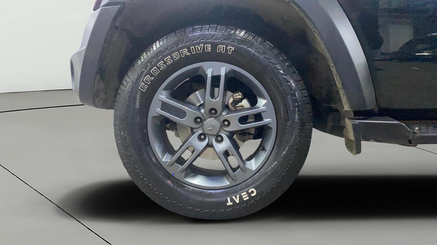 2024 Mahindra Thar LX D HT 2WD MT, Diesel, Manual, 25,504 km, Left Front Wheel