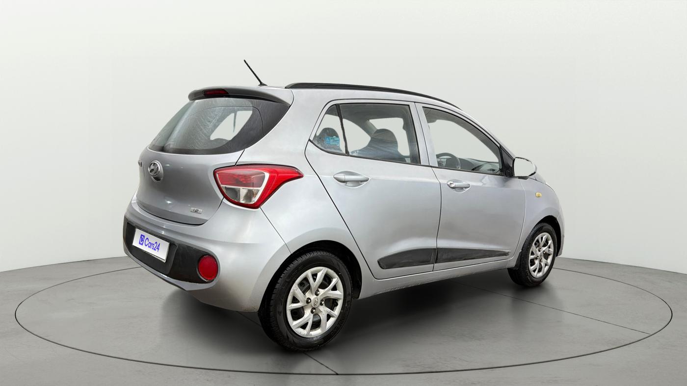2018 Hyundai Grand i10 MAGNA AT 1.2 KAPPA VTVT, Petrol, Automatic, 56,890 km, Right Back Diagonal