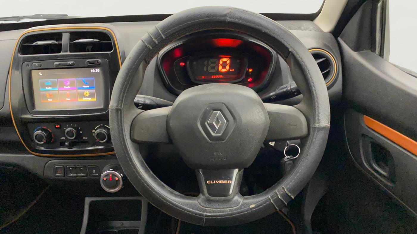 2017 Renault Kwid CLIMBER 1.0 AMT, Petrol, Automatic, 66,798 km, Steering Wheel Close Up