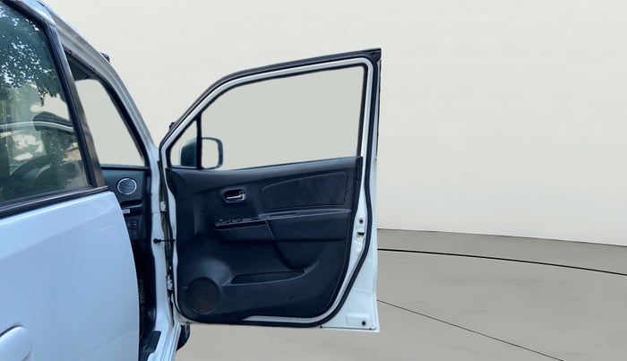 2013 Maruti Wagon R Stingray VXI, Petrol, Manual, 21,288 km, RHS Front Door