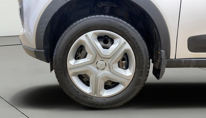 2020 Tata NEXON XM PETROL, Petrol, Manual, 59,069 km, Left Front Wheel