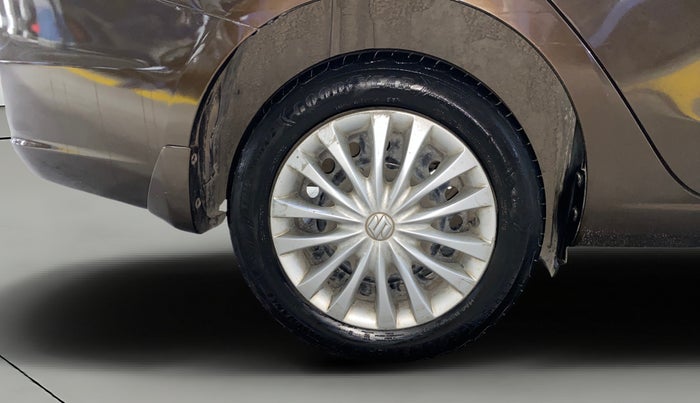 2014 Maruti Ciaz VXI, Petrol, Manual, 45,312 km, Right Rear Wheel