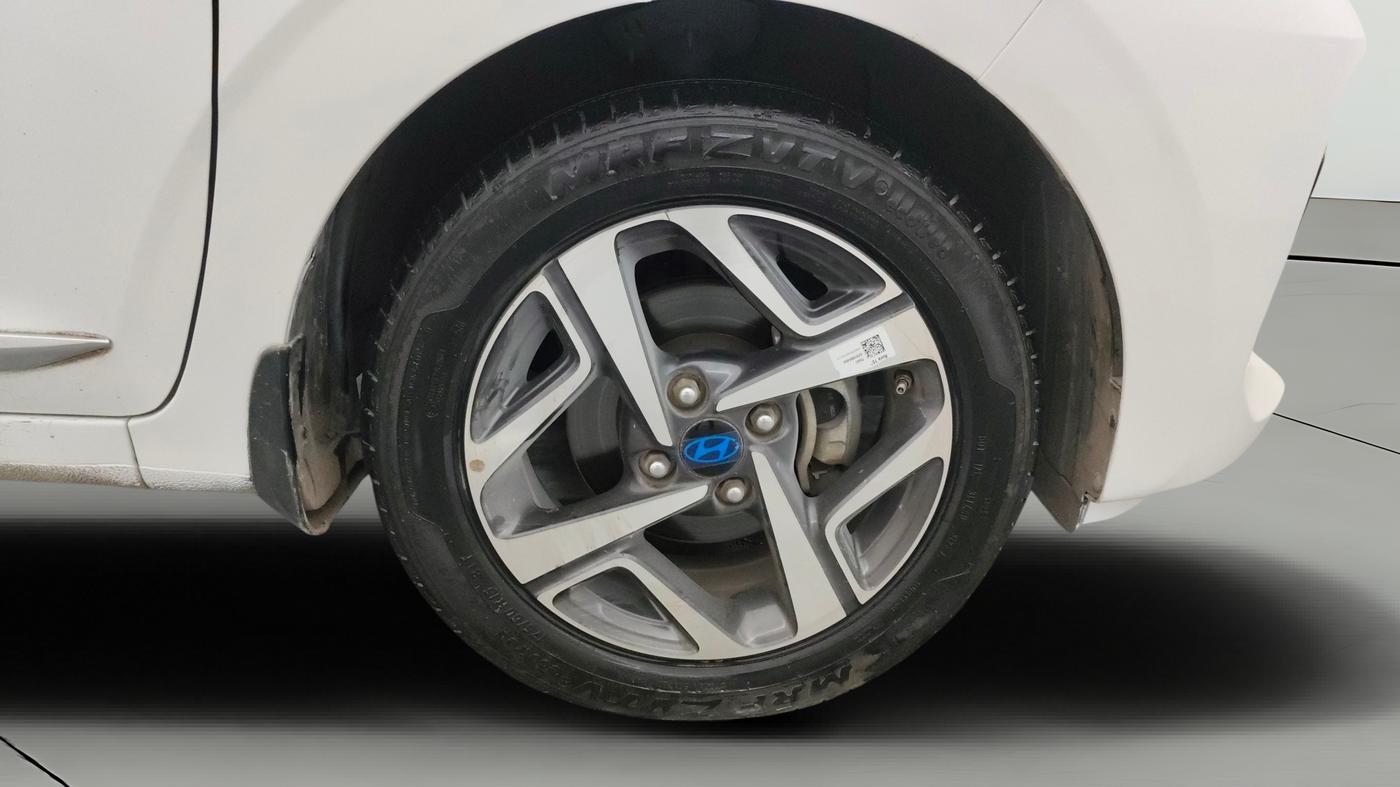 2023 Hyundai AURA SX PLUS 1.2 AMT, Petrol, Automatic, 27,624 km, Right Front Wheel