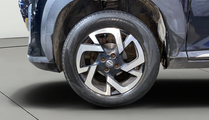 2023 Nissan MAGNITE XV MT, Petrol, Manual, 17,733 km, Left Front Wheel