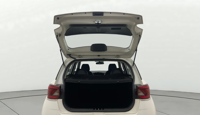 2021 Hyundai VENUE S 1.2, Petrol, Manual, 75,879 km, Boot Door Open