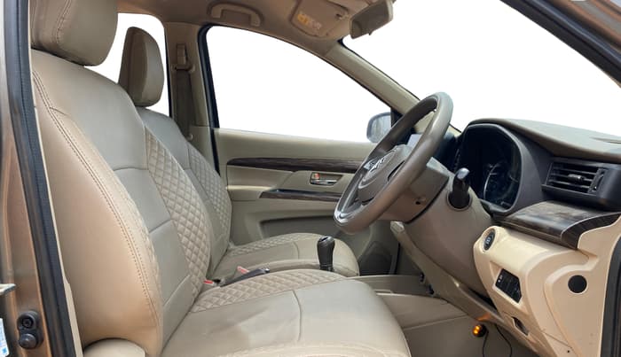 2020 Maruti Ertiga ZXI SHVS, Petrol, Manual, 97,754 km, Right Side Front Door Cabin