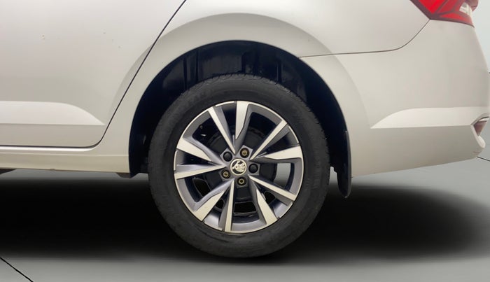 2022 Skoda SLAVIA STYLE 1.0L TSI MT, Petrol, Manual, 51,318 km, Left Rear Wheel