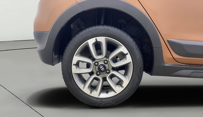 2016 Hyundai i20 Active 1.2 SX, Petrol, Manual, 41,326 km, Right Rear Wheel