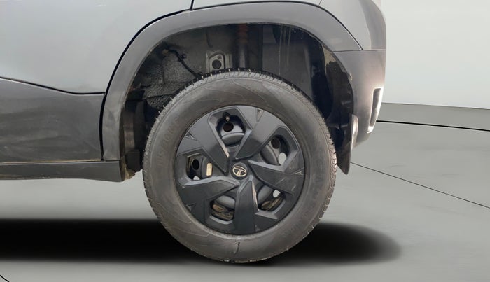 2023 Tata PUNCH ADVENTURE MT, Petrol, Manual, 26,009 km, Left Rear Wheel