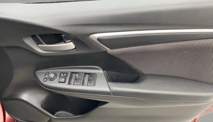 2018 Honda WR-V 1.2L I-VTEC VX MT, Petrol, Manual, 1,00,577 km, Driver Side Door Panels Control
