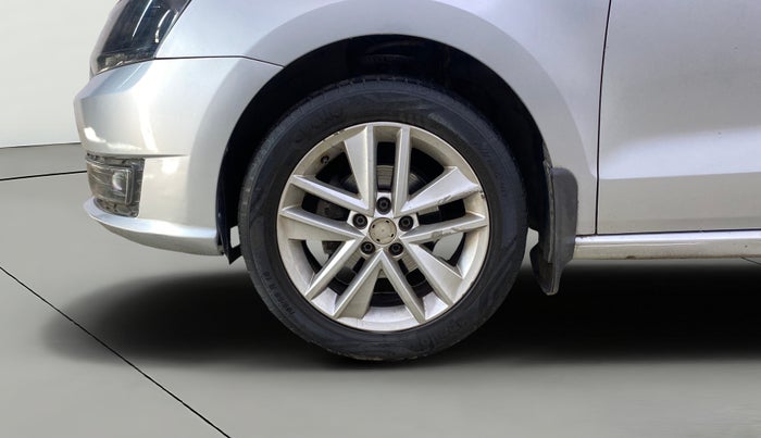 2017 Skoda Rapid STYLE 1.6 MPI AT, Petrol, Automatic, 46,339 km, Left Front Wheel