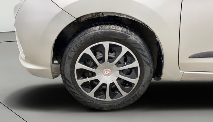 2019 Maruti Celerio VXI CNG, CNG, Manual, 31,583 km, Left Front Wheel