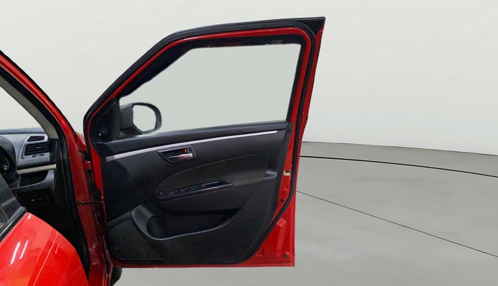 2017 Maruti Swift VXI, Petrol, Manual, 78,682 km, RHS Front Door