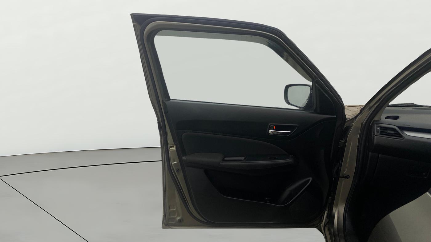 2021 Maruti Swift VXI, CNG, Manual, 52,040 km, LHS Front Door