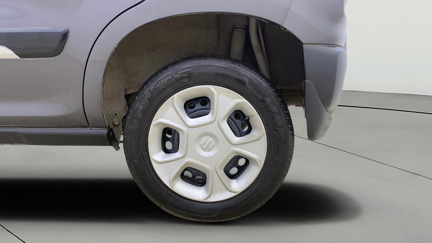 2019 Maruti S PRESSO VXI+, Petrol, Manual, 21,899 km, Left Rear Wheel