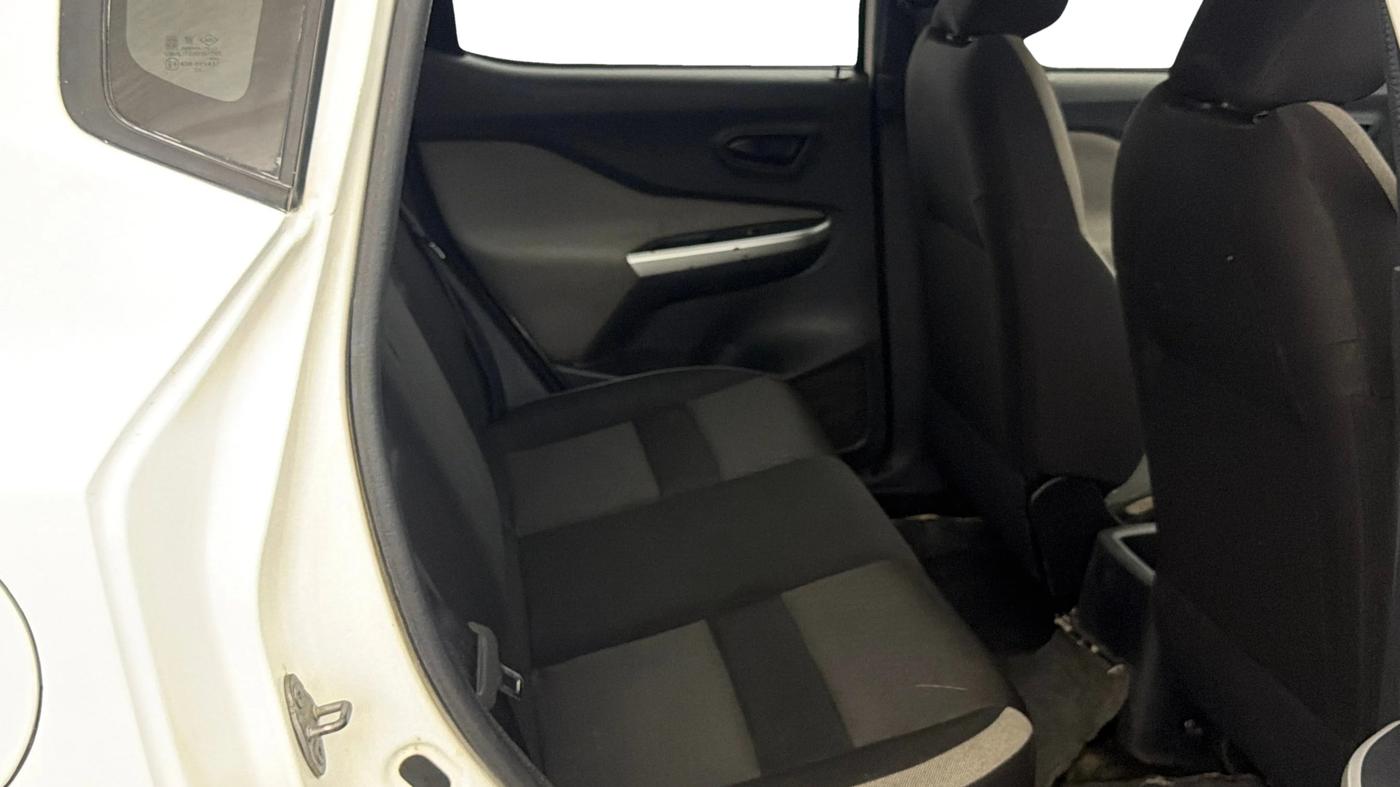2022 Nissan MAGNITE XE, Petrol, Manual, 72,464 km, Right Side Rear Door Cabin