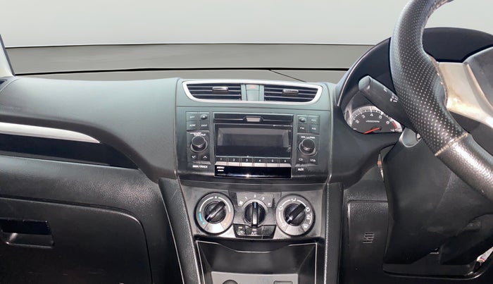 2016 Maruti Swift VXI O, Petrol, Manual, 52,601 km, Air Conditioner