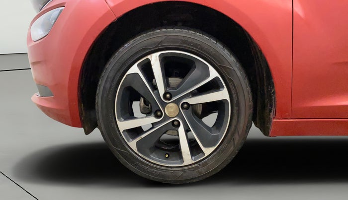 2020 Tata ALTROZ XZ PETROL, Petrol, Manual, 1,05,059 km, Left Front Wheel