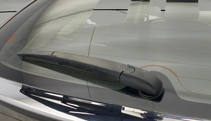 2020 Maruti Baleno ZETA CVT PETROL 1.2, Petrol, Automatic, 1,33,187 km, Rear Wiper