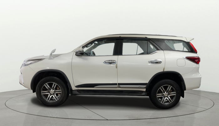 2018 Toyota Fortuner 2.8 4X2 MT, Diesel, Manual, 88,392 km, Left Side