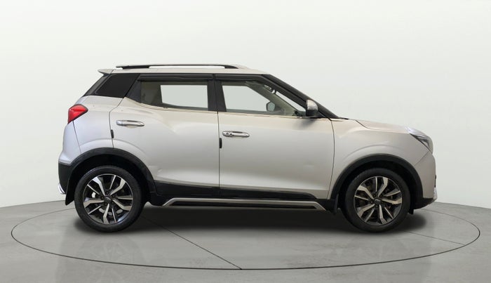 2019 Mahindra XUV300 W8 (O) 1.2 PETROL, Petrol, Manual, 82,450 km, Right Side View