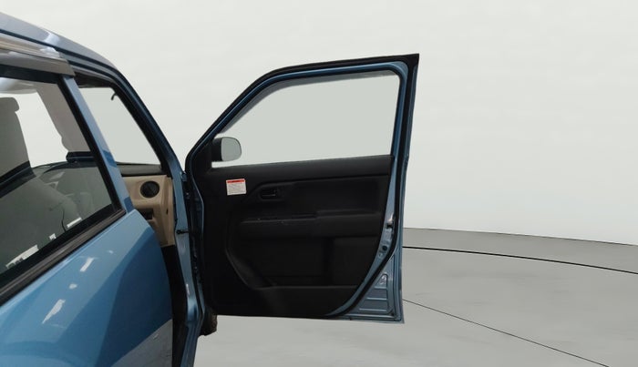 2021 Maruti New Wagon-R LXI CNG (O) 1.0, CNG, Manual, 43,307 km, RHS Front Door