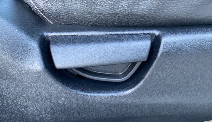 2019 Hyundai NEW SANTRO SPORTZ MT, CNG, Manual, 85,766 km, Third Seat Row ( optional )