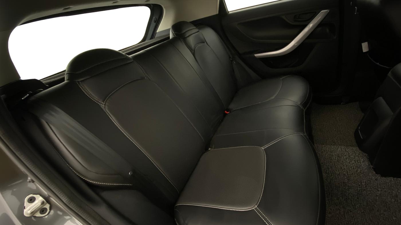 2022 Tata NEXON XMA SUNROOF PETROL, Petrol, Automatic, 35,685 km, Right Side Rear Door Cabin