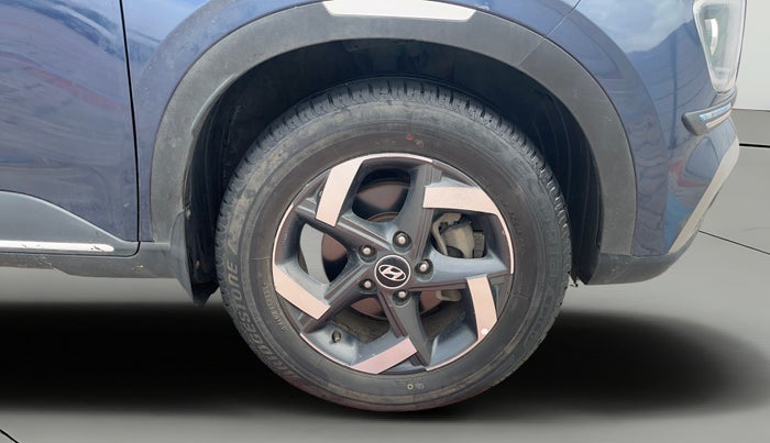 2019 Hyundai VENUE SX 1.0 TURBO DUAL TONE, Petrol, Manual, 99,565 km, Right Front Wheel