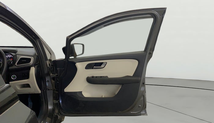 2022 Tata ALTROZ XZA PLUS, Petrol, Automatic, 14,740 km, RHS Front Door