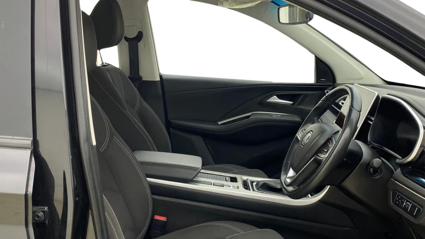 2024 MG HECTOR Select Pro 1.5 Turbo CVT , Petrol, Automatic, 35,544 km, Right Side Front Door Cabin