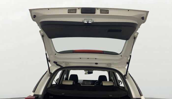 2020 KIA SONET HTX 1.0 IMT, Petrol, Manual, 1,04,558 km, Boot Door Open