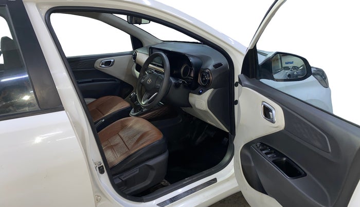 2021 Hyundai AURA SX PLUS 1.2 AMT, Petrol, Automatic, 1,01,354 km, Right Side Front Door Cabin